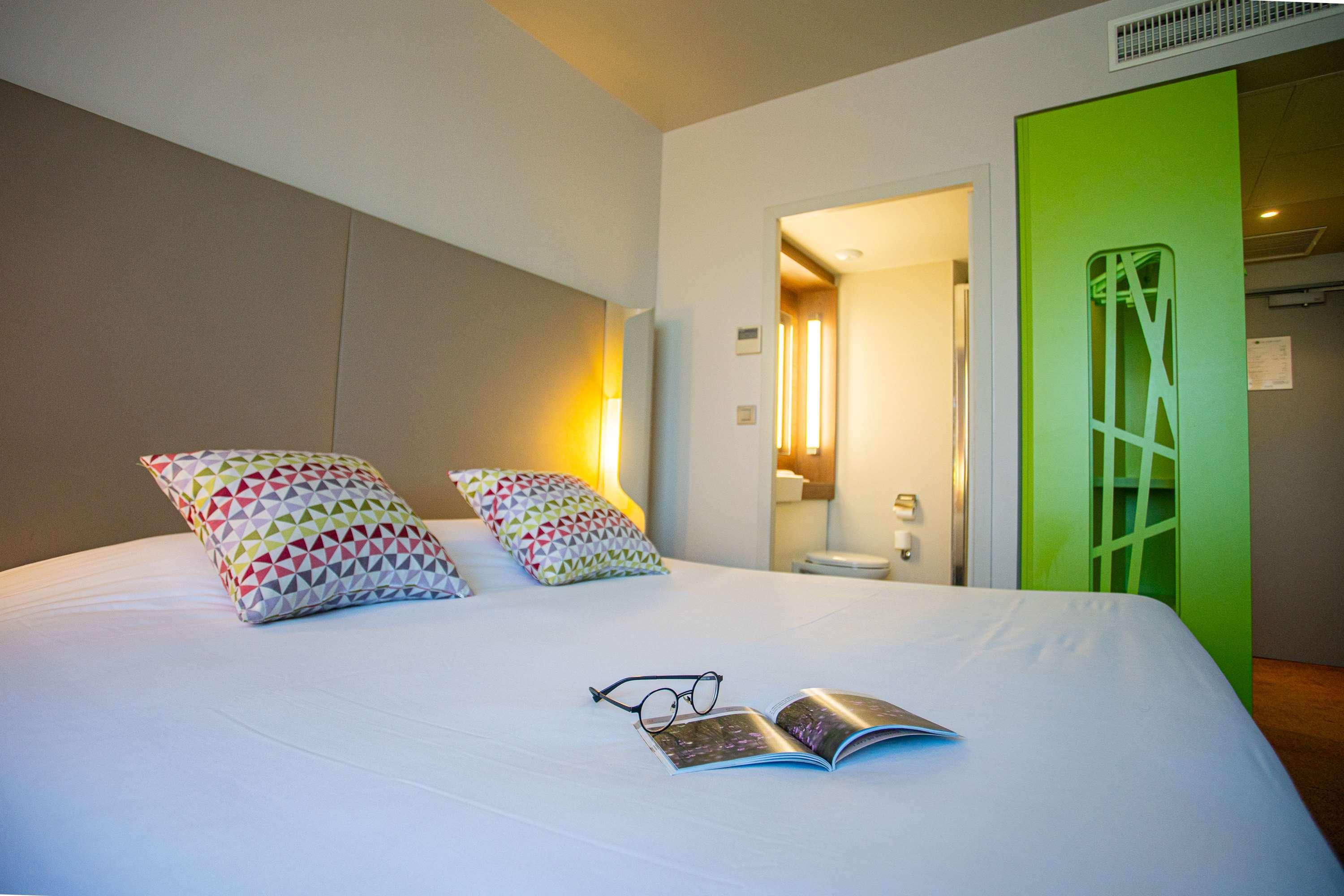 Campanile Carcassonne Est - La Cite Otel Dış mekan fotoğraf