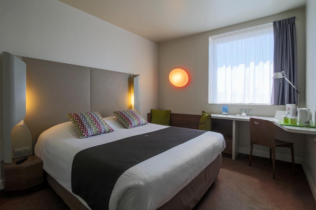 Campanile Carcassonne Est - La Cite Otel Dış mekan fotoğraf