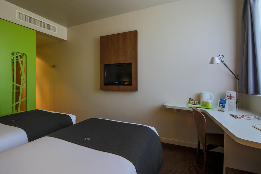 Campanile Carcassonne Est - La Cite Otel Dış mekan fotoğraf